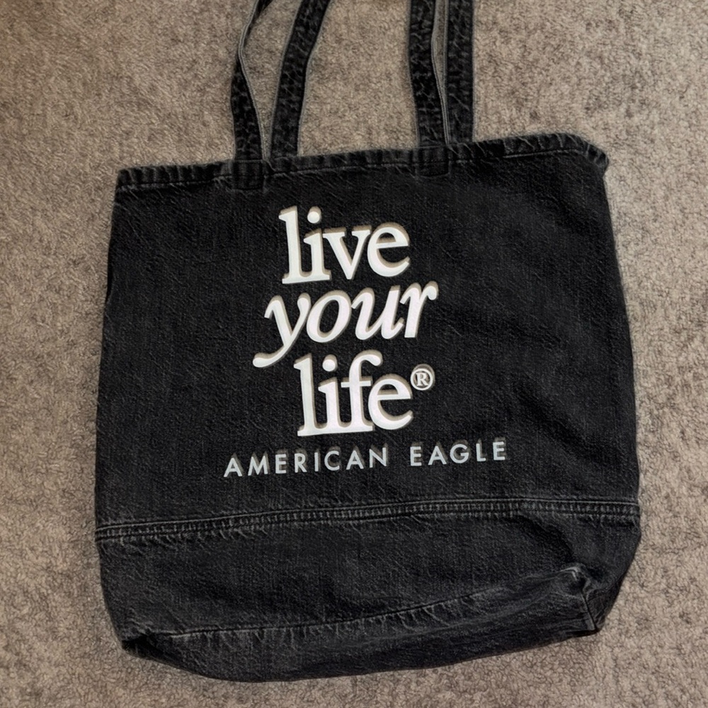 Limited edition American eagle tote